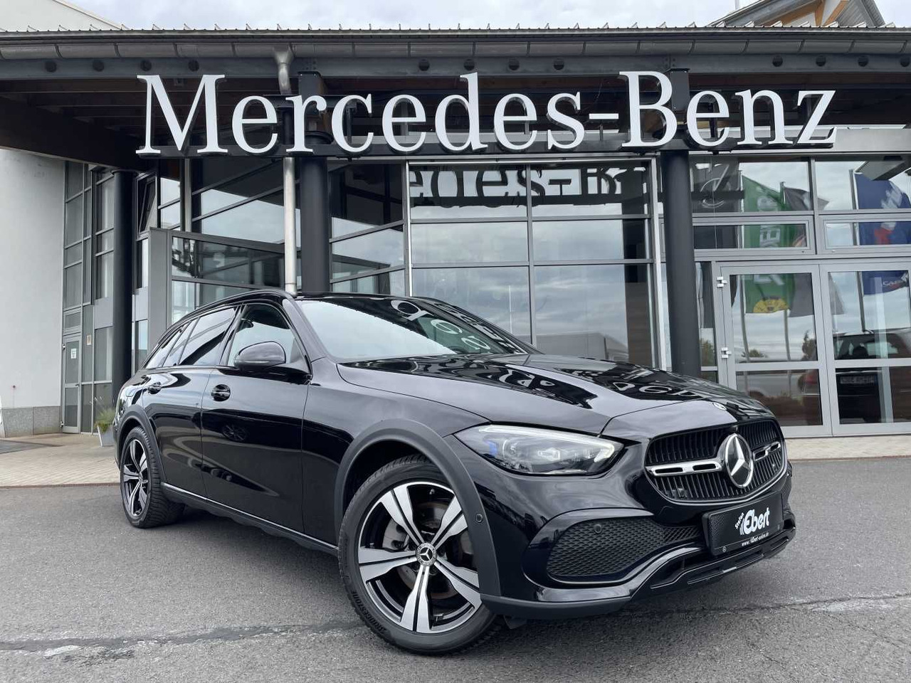 Mercedes-Benz C 220 d T 4M ALL-Terrain AHK+360°+ Digital+Leder - Coche: foto 1 Mercedes-Benz C 220 d T 4M ALL-Terrain AHK+360°+ Digital+Leder - Coche: foto 1