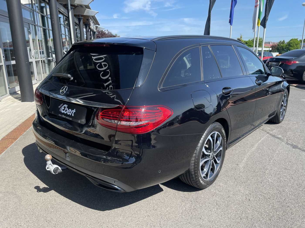 Mercedes-Benz C 220 d T 9G Avantgarde R-Kamera+AHK +Burmester+ - Coche: foto 4 Mercedes-Benz C 220 d T 9G Avantgarde R-Kamera+AHK +Burmester+ - Coche: foto 4
