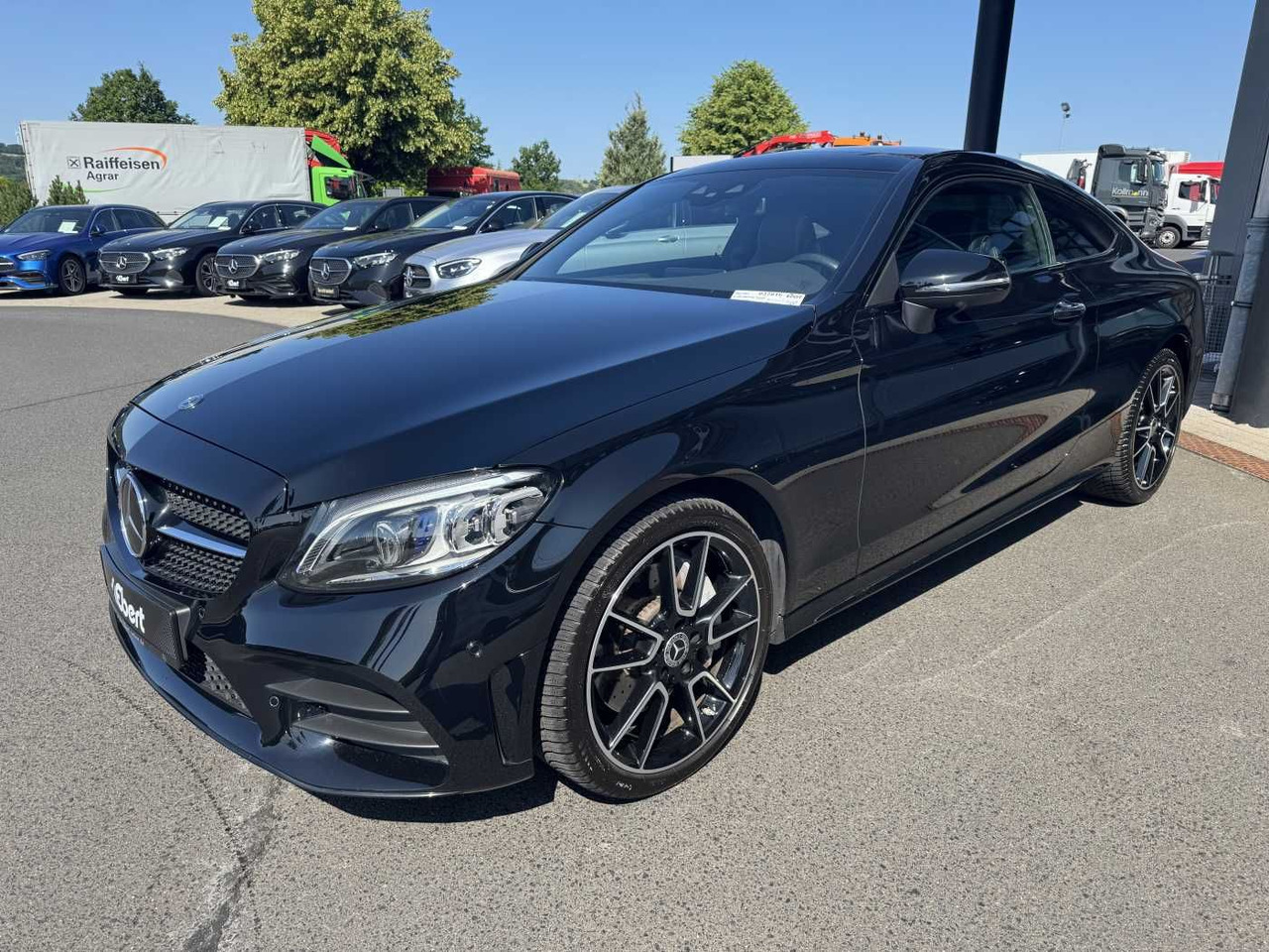 Mercedes-Benz C 400 4M AMG Coupe Pano+Burm+Distr+Memory+360 - Coche: foto 2 Mercedes-Benz C 400 4M AMG Coupe Pano+Burm+Distr+Memory+360 - Coche: foto 2