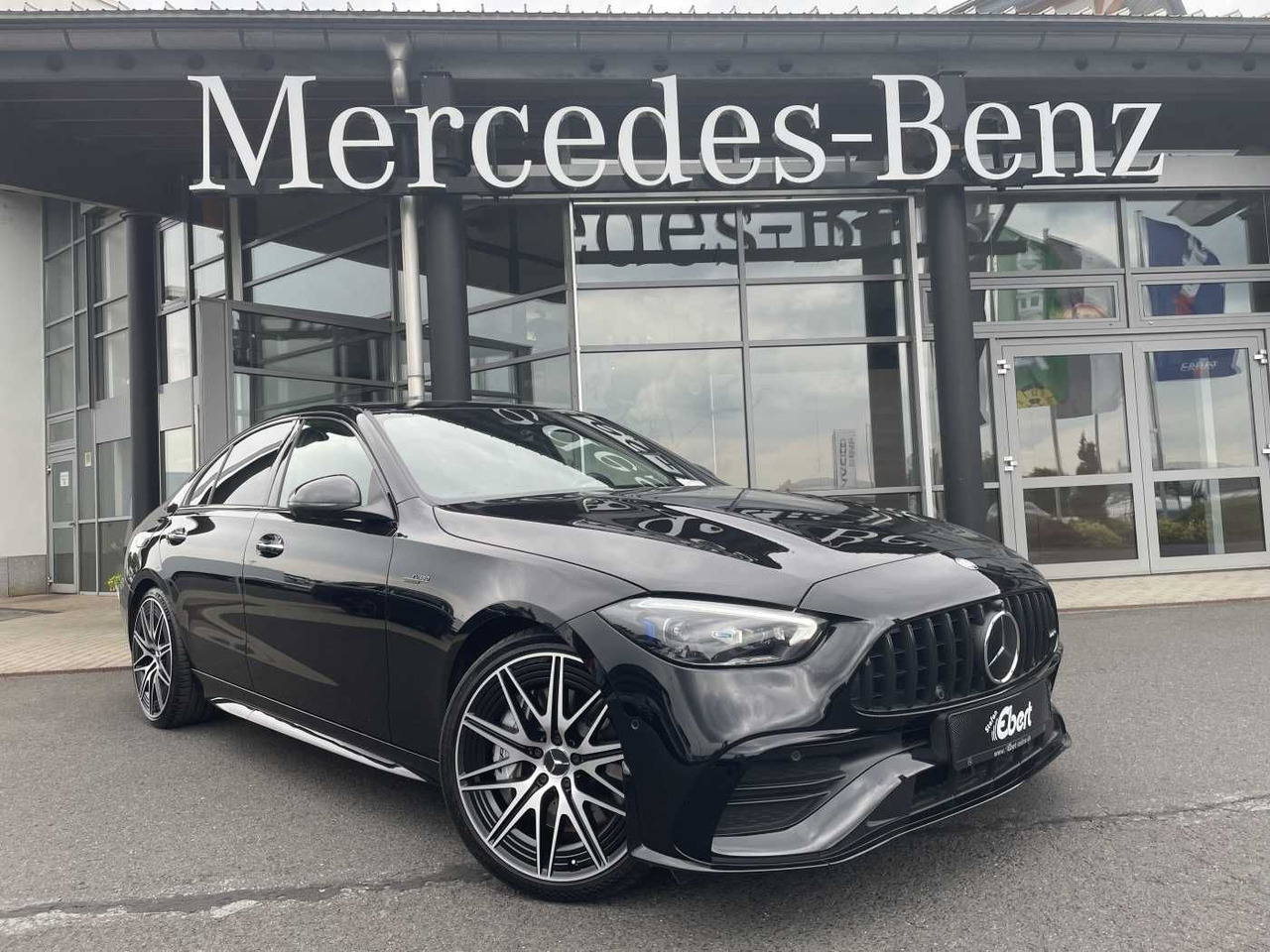 Mercedes-Benz C 43 AMG Digital+Burm+Distr+360+HUD+AHK+ Carbon - Sedan: foto 1 Mercedes-Benz C 43 AMG Digital+Burm+Distr+360+HUD+AHK+ Carbon - Sedan: foto 1