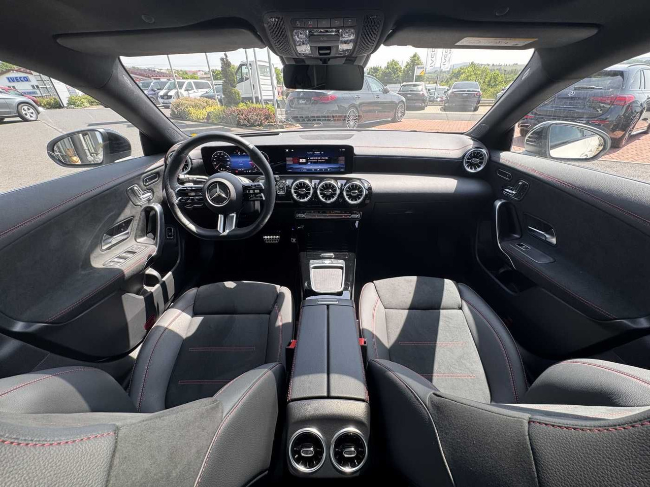 Coche familiar Mercedes-Benz CLA 220d Shooting Brake AMG+Pano+Distr+AHK+uvm.: foto 13 Coche familiar Mercedes-Benz CLA 220d Shooting Brake AMG+Pano+Distr+AHK+uvm.: foto 13