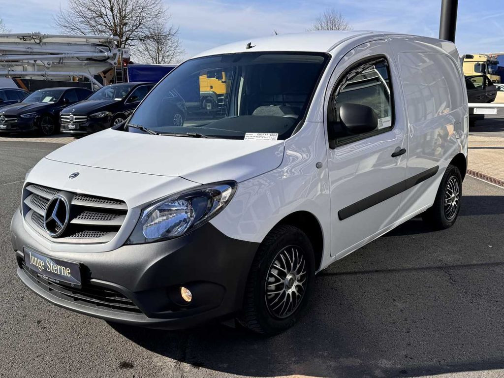 Mercedes-Benz Citan 109 CDI Klima - Furgoneta pequeña: foto 3 Mercedes-Benz Citan 109 CDI Klima - Furgoneta pequeña: foto 3