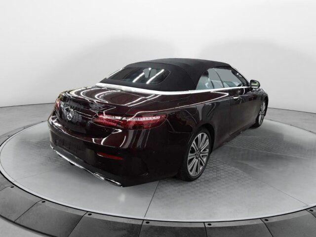 Mercedes-Benz E 400d Cabrio VOLL+AMG+Massage+Distr+Burm - Coche: foto 3 Mercedes-Benz E 400d Cabrio VOLL+AMG+Massage+Distr+Burm - Coche: foto 3