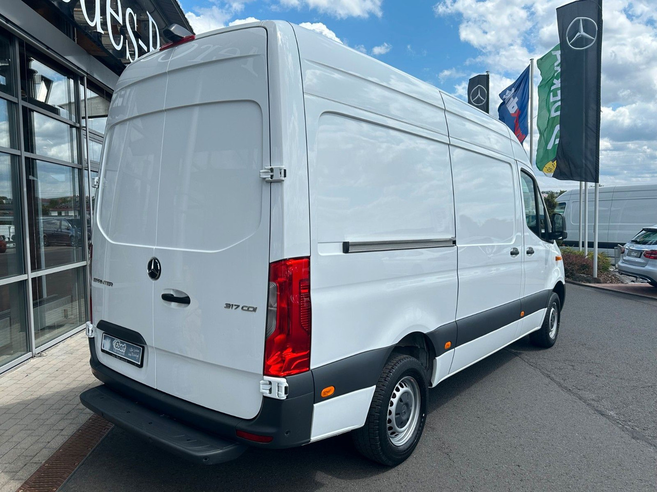 Mercedes-Benz Sprinter 317 CDI 3665 Klima 360 SHZ Tempomat - Furgón: foto 4 Mercedes-Benz Sprinter 317 CDI 3665 Klima 360 SHZ Tempomat - Furgón: foto 4