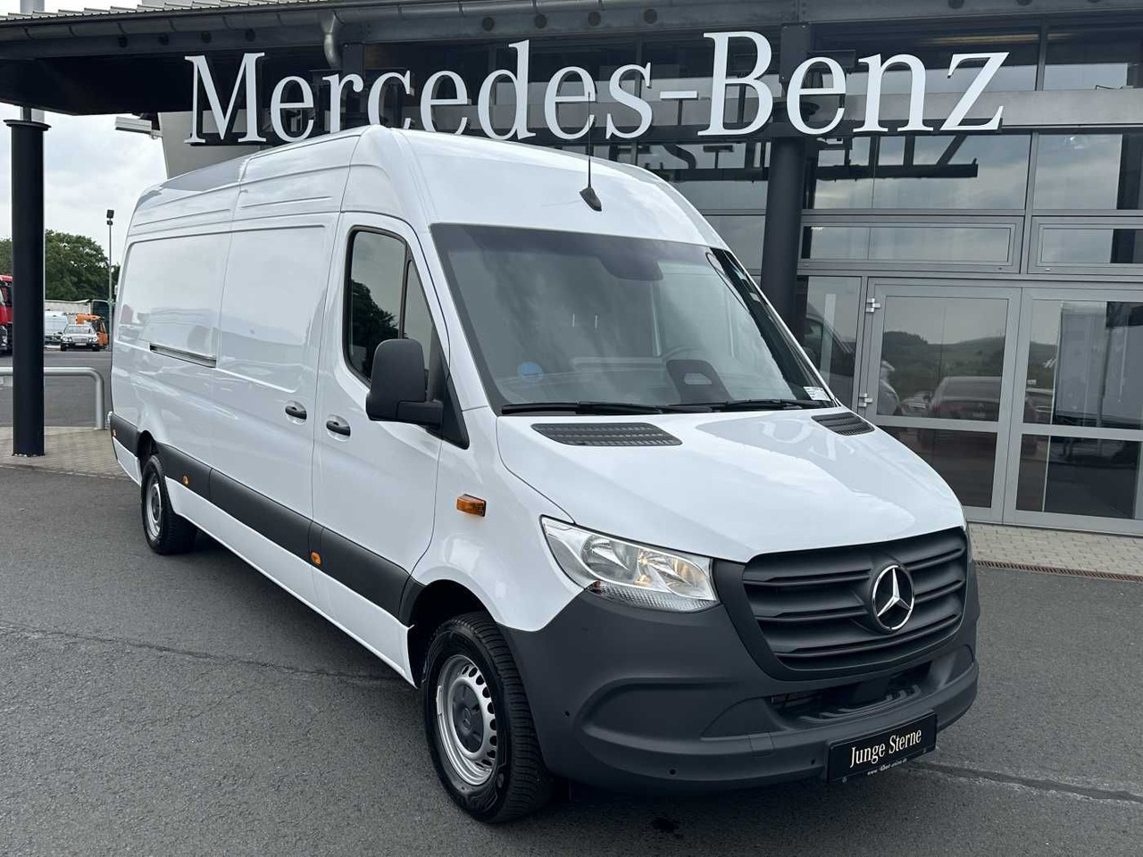 Mercedes-Benz Sprinter 317 CDI 4325 9G AHK Klima Kamera MBUX - Furgón: foto 1 Mercedes-Benz Sprinter 317 CDI 4325 9G AHK Klima Kamera MBUX - Furgón: foto 1