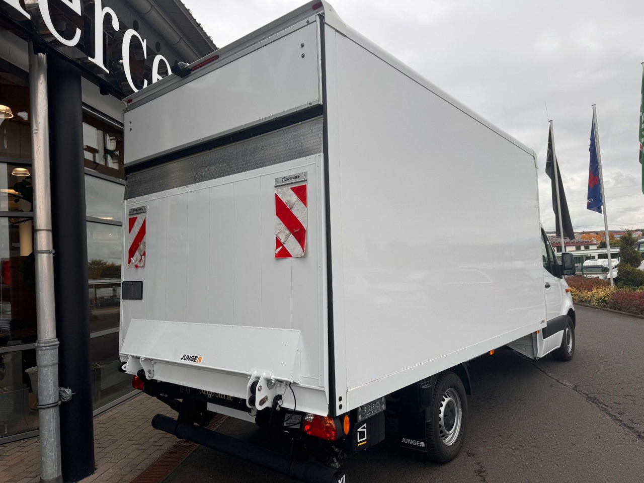 Mercedes-Benz Sprinter 317 CDI 4325 Koffer LBW Klima Kamera - Furgoneta: foto 4 Mercedes-Benz Sprinter 317 CDI 4325 Koffer LBW Klima Kamera - Furgoneta: foto 4