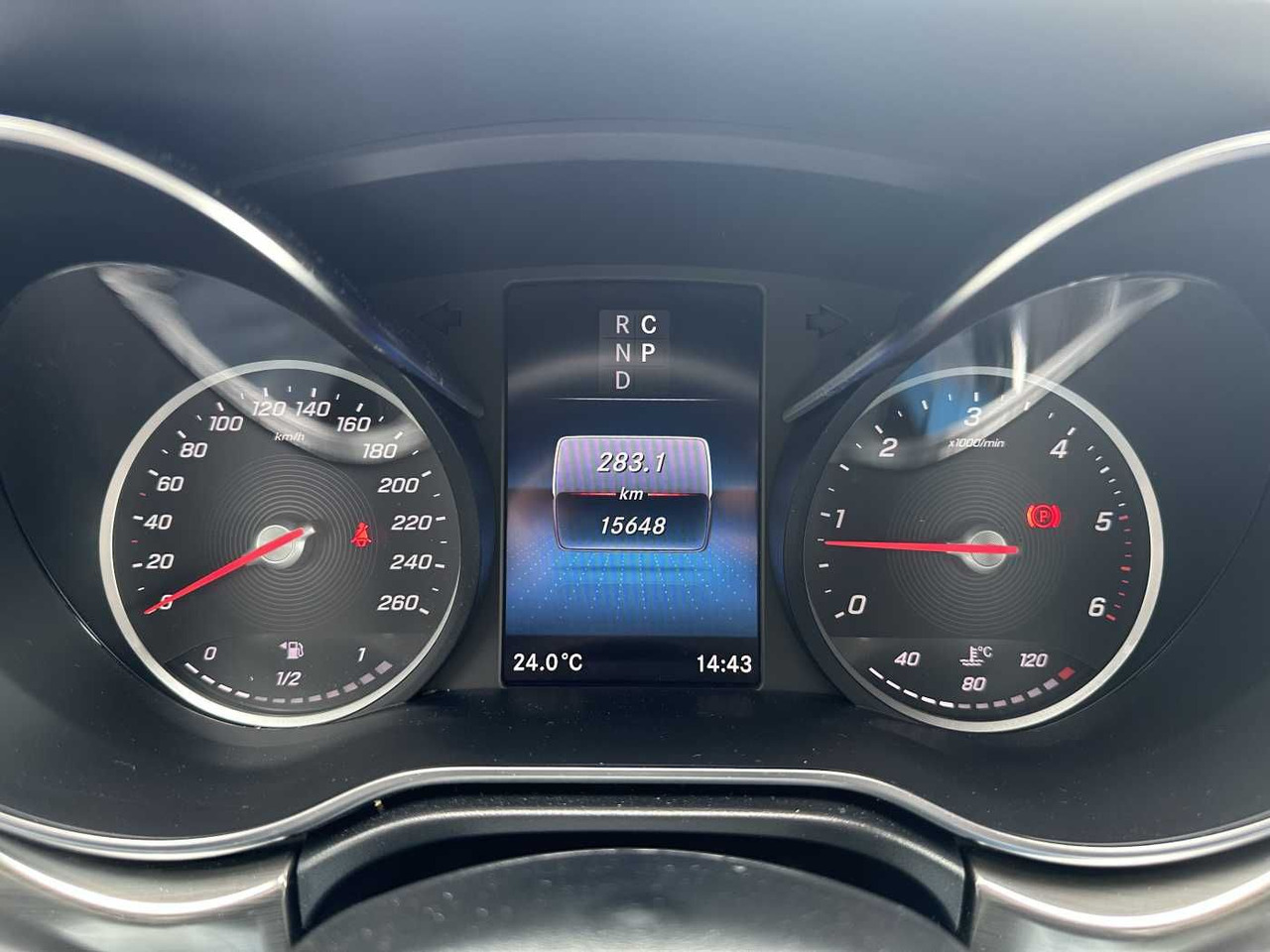 Furgoneta de pasajeros Mercedes-Benz V 300 d 4MATIC EXCLUSIVE AMG Panorama DISTRONIC: foto 13 Furgoneta de pasajeros Mercedes-Benz V 300 d 4MATIC EXCLUSIVE AMG Panorama DISTRONIC: foto 13