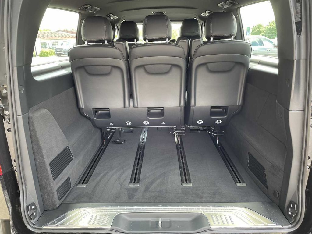 Mercedes-Benz V 300 d AVA 4MATIC AMG Kühlschrank AIRMATIC - Coche: foto 5 Mercedes-Benz V 300 d AVA 4MATIC AMG Kühlschrank AIRMATIC - Coche: foto 5