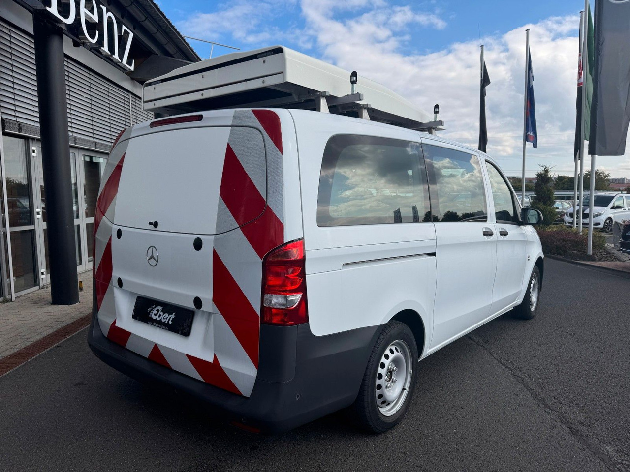 Mercedes-Benz Vito 114 CDI Tourer Begleitfahrzeug BF3+ / WVZ - Furgón: foto 4 Mercedes-Benz Vito 114 CDI Tourer Begleitfahrzeug BF3+ / WVZ - Furgón: foto 4