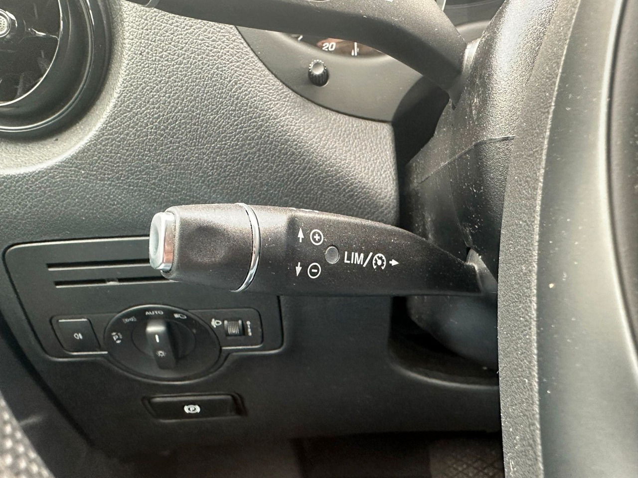 Furgoneta de pasajeros Mercedes-Benz Vito 119 CDI Tourer 3200 Klima AHK Tempomat: foto 14
