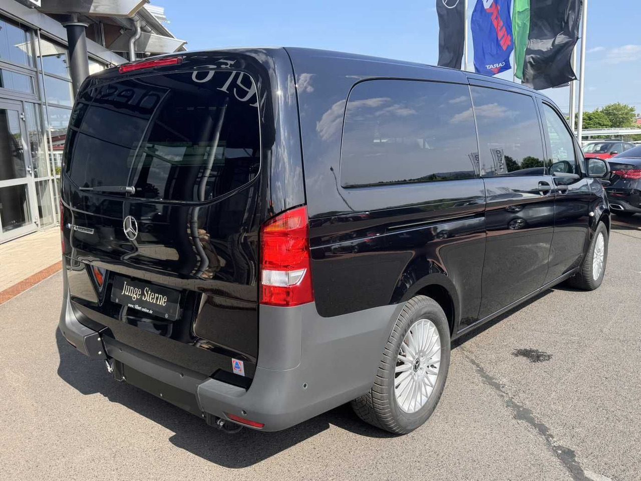 Mercedes-Benz eVito 129 Tourer Behinderten-/Rollstuhlrampe - Coche: foto 5 Mercedes-Benz eVito 129 Tourer Behinderten-/Rollstuhlrampe - Coche: foto 5