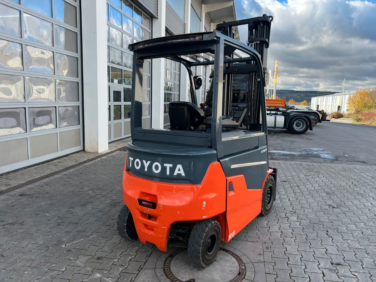 Toyota 9FBMK30T / Duplex: 3.90m / nur 317h! / SS - Otros: foto 5 Toyota 9FBMK30T / Duplex: 3.90m / nur 317h! / SS - Otros: foto 5