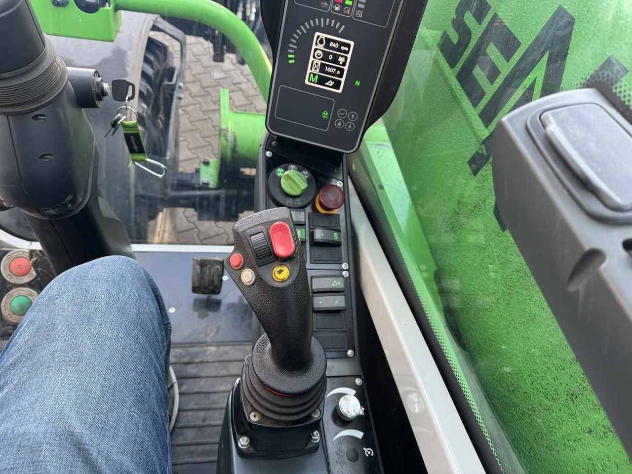 Cargadora de ruedas Sennebogen 355 E / Greifschaufel / nur 998h!: foto 13 Cargadora de ruedas Sennebogen 355 E / Greifschaufel / nur 998h!: foto 13