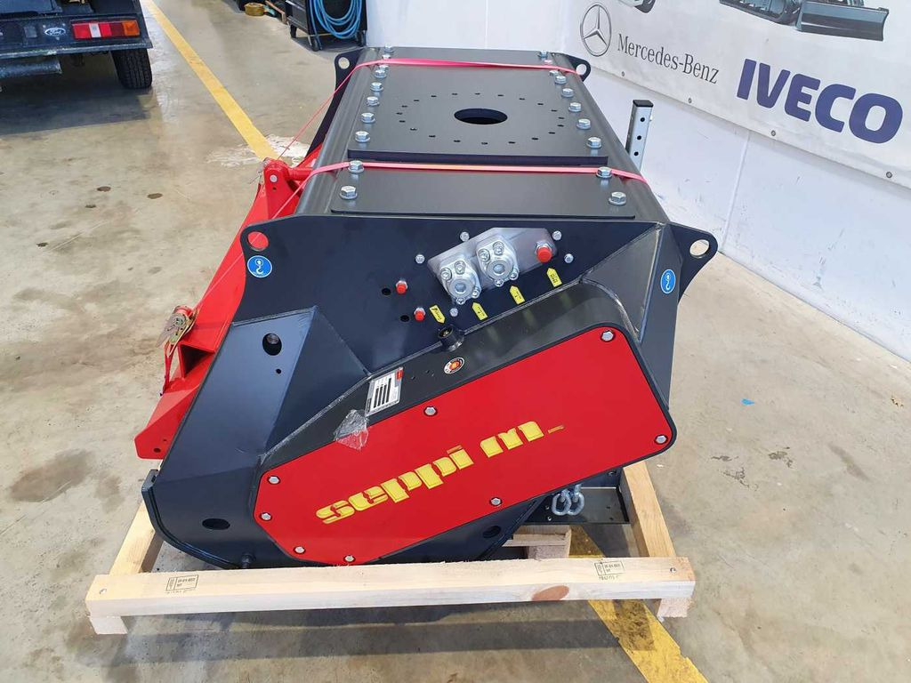 Seppi M. BMS 125 / 13-30t /Forstmulcher/lagernd! Seppi M. BMS 125 / 13-30t /Forstmulcher/lagernd! - Trituradora forestal: foto 4 Seppi M. BMS 125 / 13-30t /Forstmulcher/lagernd! Seppi M. BMS 125 / 13-30t /Forstmulcher/lagernd! - Trituradora forestal: foto 4