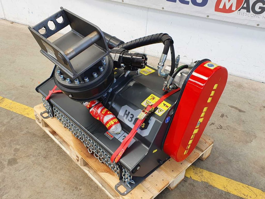 Seppi M. H3 105 /2-5to Mulcher Drehkranz lagernd Seppi M. H3 105 /2-5to Mulcher Drehkranz lagernd - Trituradora forestal: foto 2 Seppi M. H3 105 /2-5to Mulcher Drehkranz lagernd Seppi M. H3 105 /2-5to Mulcher Drehkranz lagernd - Trituradora forestal: foto 2