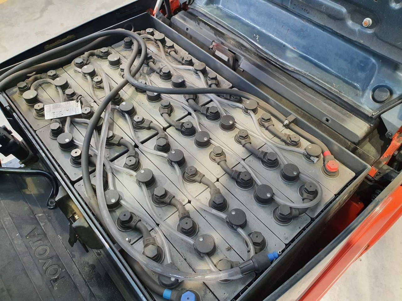 Carretilla elevadora eléctrica Toyota 8FBET15 / Batterie 07/2023 / HH: 4.3m! / 2.849h: foto 12