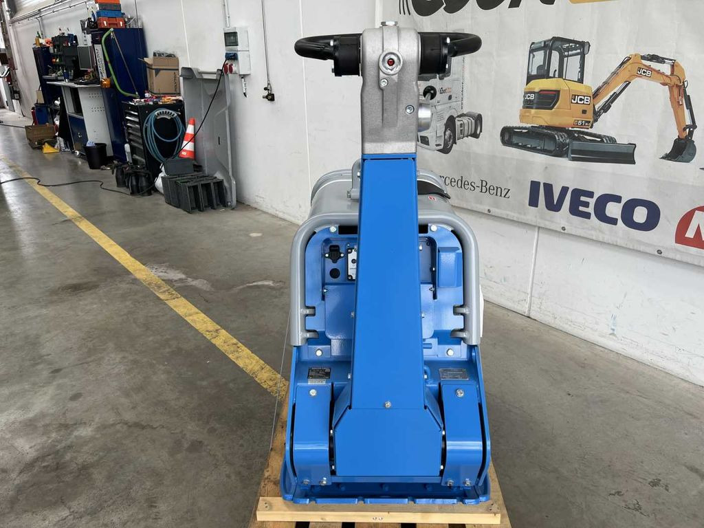 Weber Weber CR 8 MDM Hatz-Diesel / 601kg / DEMO / 2022 - Plancha reversible: foto 5 Weber Weber CR 8 MDM Hatz-Diesel / 601kg / DEMO / 2022 - Plancha reversible: foto 5