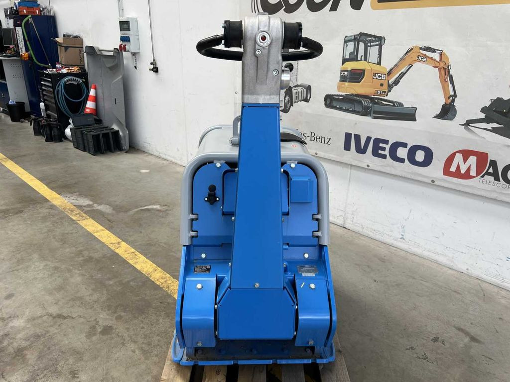 Weber Weber CR 9 Hatz-Diesel / 736kg / E-Start / DEMO - Plancha reversible: foto 5 Weber Weber CR 9 Hatz-Diesel / 736kg / E-Start / DEMO - Plancha reversible: foto 5
