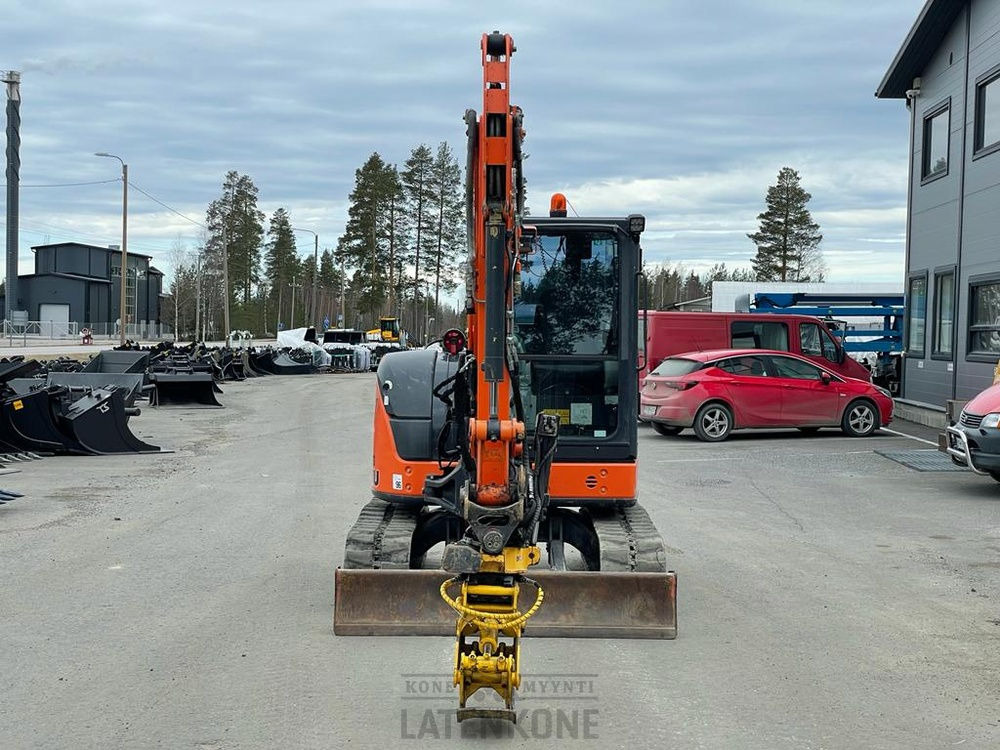 Hitachi ZX 48U-5A kaivinkone - Excavadora de cadenas: foto 3 Hitachi ZX 48U-5A kaivinkone - Excavadora de cadenas: foto 3