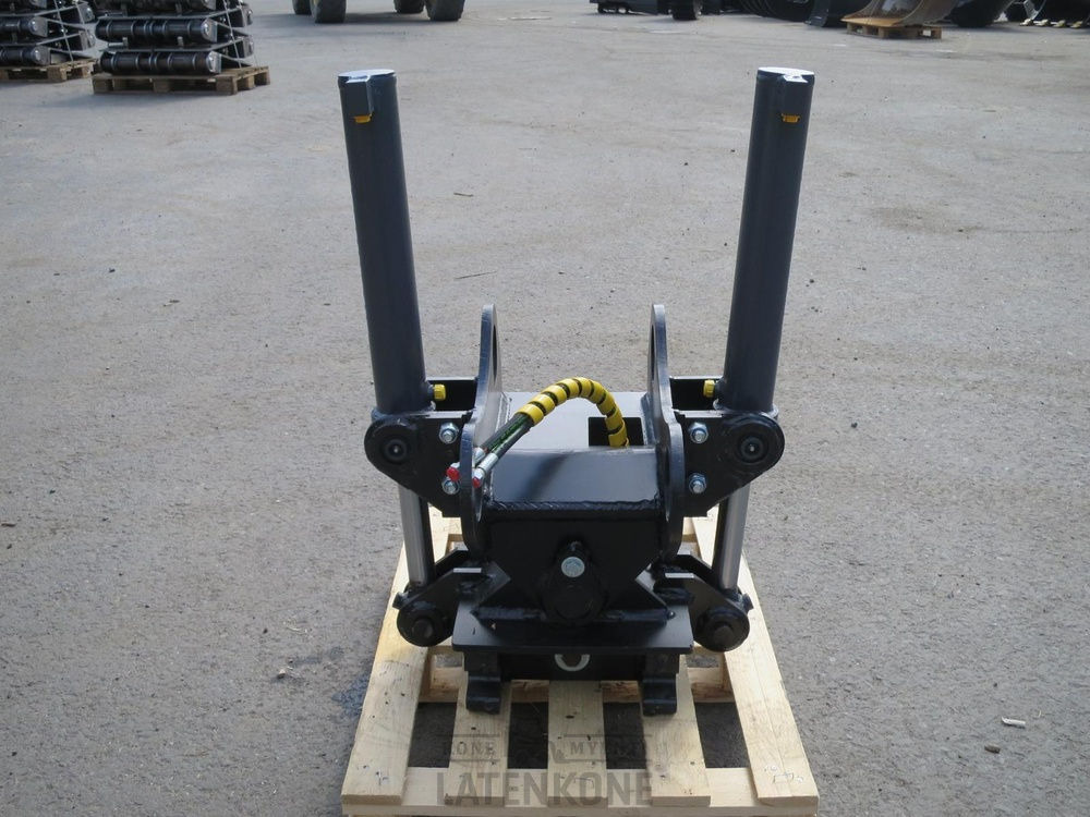 Laten Kallistuva pikaliitin S45 5-8ton hyd. 2-syl. TF - Acoplamiento rápido para Maquinaria de construcción: foto 3 Laten Kallistuva pikaliitin S45 5-8ton hyd. 2-syl. TF - Acoplamiento rápido para Maquinaria de construcción: foto 3