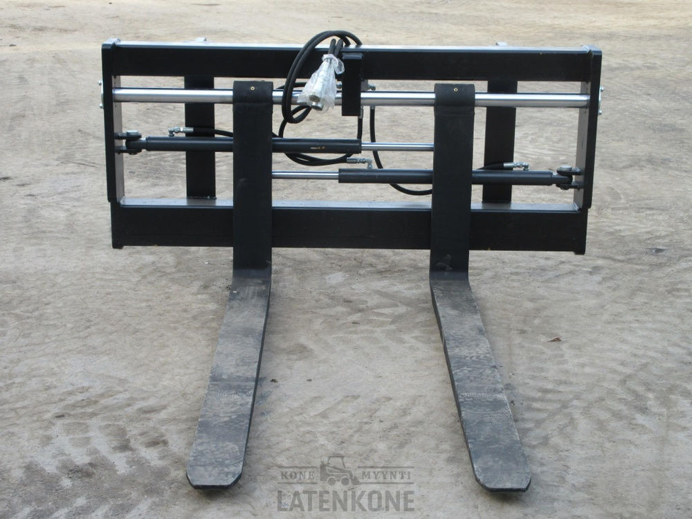 Volvo Hydrauliset trukkipiikit 5000kg 1500mm/1500mm PIN L40-L45 - Horquillas para Maquinaria de construcción: foto 2 Volvo Hydrauliset trukkipiikit 5000kg 1500mm/1500mm PIN L40-L45 - Horquillas para Maquinaria de construcción: foto 2