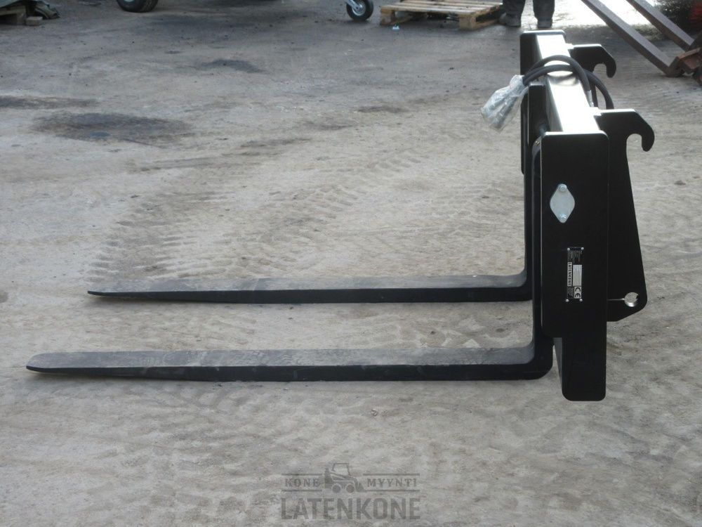 Volvo Hydrauliset trukkipiikit 5000kg 1500mm/1500mm PIN L40-L45 - Horquillas para Maquinaria de construcción: foto 4 Volvo Hydrauliset trukkipiikit 5000kg 1500mm/1500mm PIN L40-L45 - Horquillas para Maquinaria de construcción: foto 4