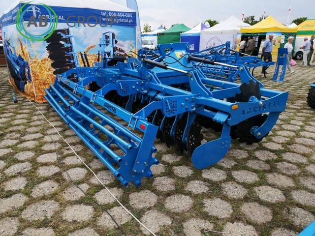 Agristal BTH hydraulic folding disc harrow 4.5 m - Grada: foto 2 Agristal BTH hydraulic folding disc harrow 4.5 m - Grada: foto 2