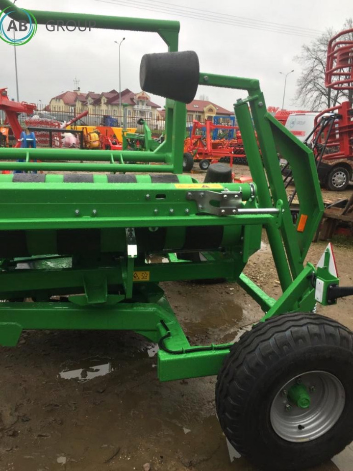 Inter-Tech self loading bale wrap GO01 - Encintadora de pacas: foto 5 Inter-Tech self loading bale wrap GO01 - Encintadora de pacas: foto 5