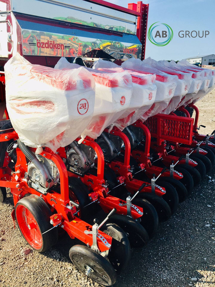 Ozdoken VPKT-DG8 eight-row pneumatic precision seeder with depth fertilization - Sembradora de precisión: foto 5 Ozdoken VPKT-DG8 eight-row pneumatic precision seeder with depth fertilization - Sembradora de precisión: foto 5