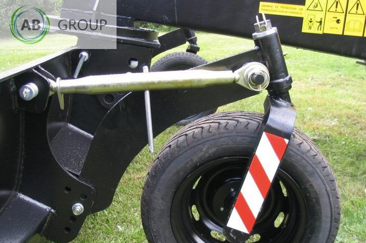 Pomarol scraper T429/2, 2,5 m - Hoja de bulldozer para Vehículo municipal: foto 3 Pomarol scraper T429/2, 2,5 m - Hoja de bulldozer para Vehículo municipal: foto 3