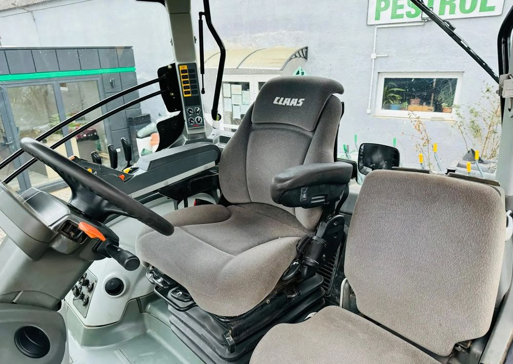 Tractor Claas Axion 850: foto 16