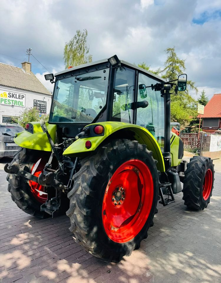 Tractor Claas Axos 330: foto 6