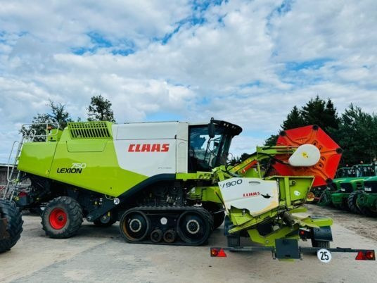 Claas LEXION 750 - Cosechadora de granos: foto 1 Claas LEXION 750 - Cosechadora de granos: foto 1