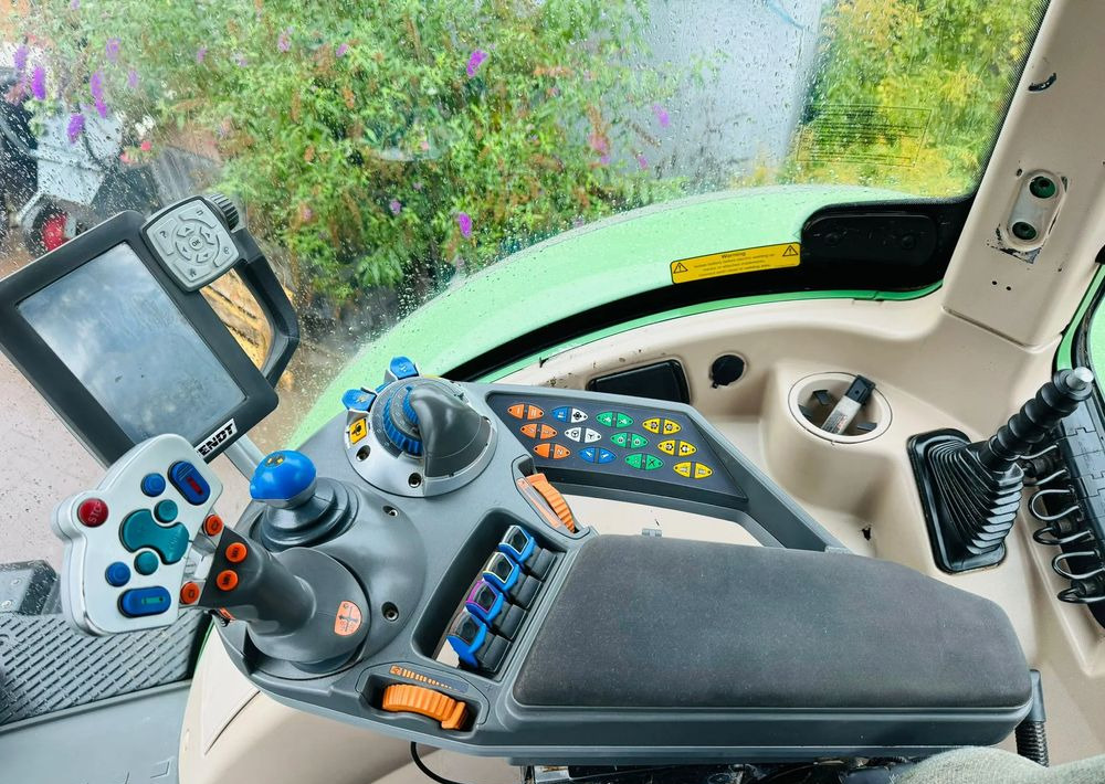 Tractor Fendt 724 VARIO PROFI: foto 8
