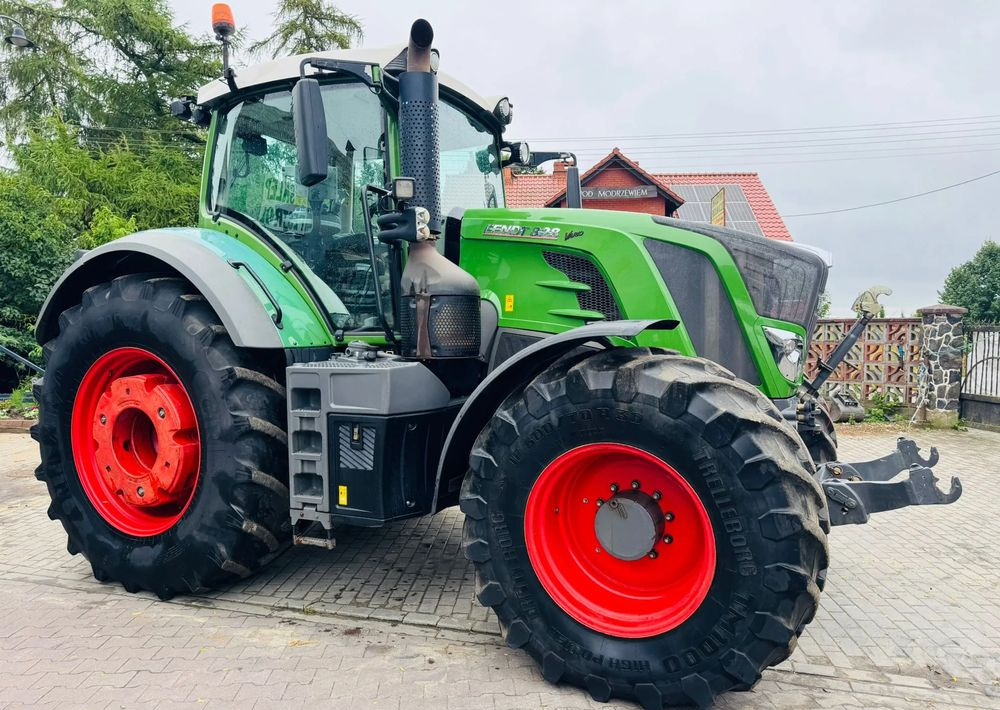 Fendt 828 Vario Profi Plus - Tractor: foto 3 Fendt 828 Vario Profi Plus - Tractor: foto 3