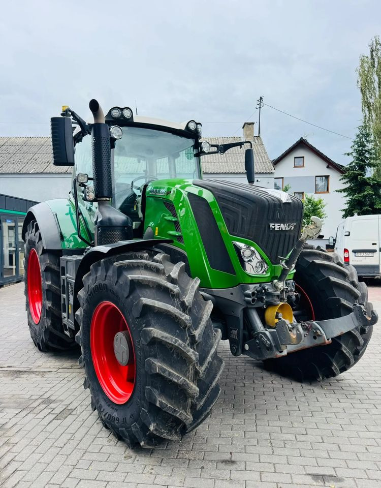 Fendt 828 Vario Profi Plus - Tractor: foto 4 Fendt 828 Vario Profi Plus - Tractor: foto 4