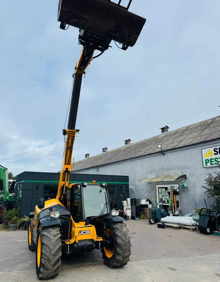 Manipulador telescópico JCB 527-58 AGRI PLUS: foto 7
