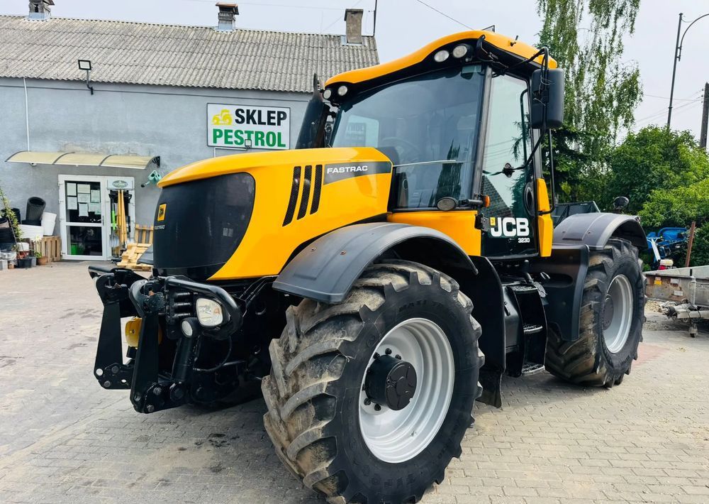 JCB FASTRAC 3230 - Tractor: foto 1 JCB FASTRAC 3230 - Tractor: foto 1