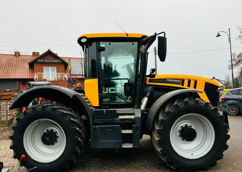 JCB FASTRAC 4220 - Tractor: foto 5 JCB FASTRAC 4220 - Tractor: foto 5