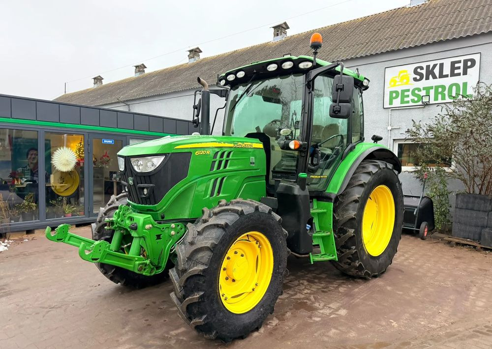 John Deere 6125R - Tractor: foto 1 John Deere 6125R - Tractor: foto 1