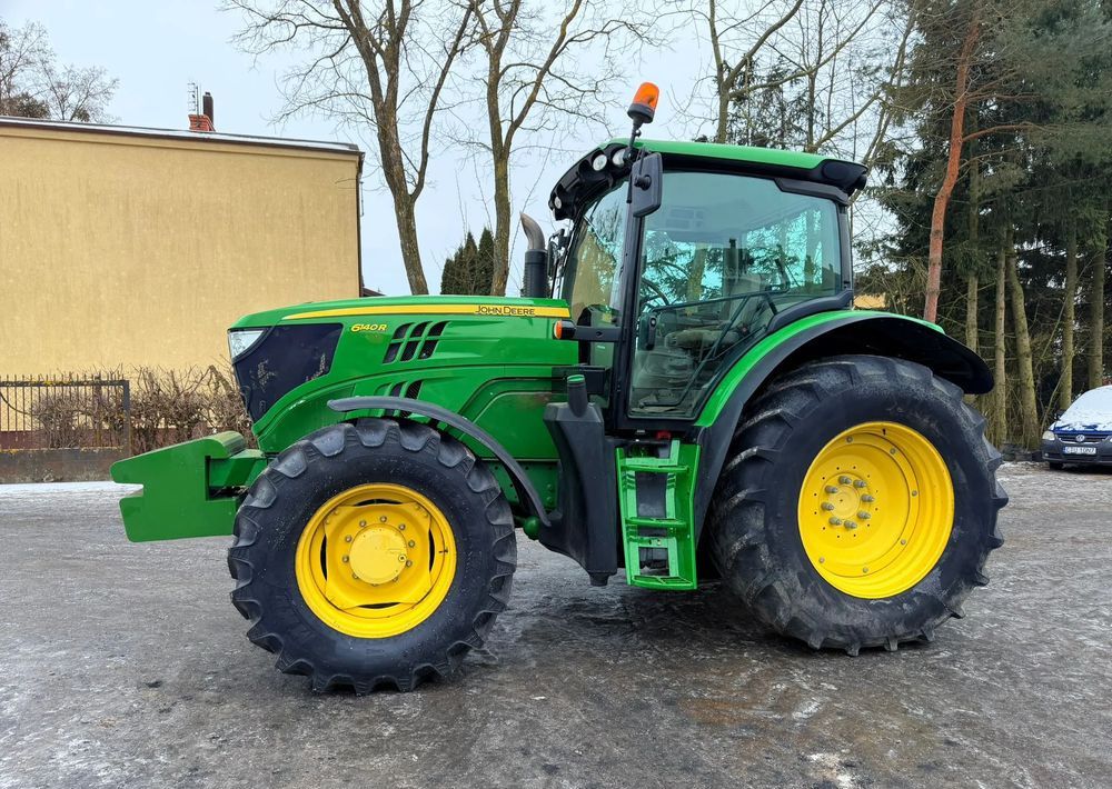 John Deere 6140R - Tractor: foto 2 John Deere 6140R - Tractor: foto 2