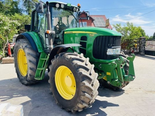 John Deere 7530 PREMIUM - Tractor: foto 1 John Deere 7530 PREMIUM - Tractor: foto 1