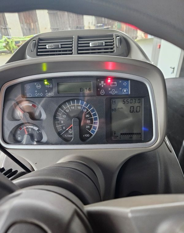 Deutz-Fahr Agrotron Warrior 7250TTV - Tractor: foto 4 Deutz-Fahr Agrotron Warrior 7250TTV - Tractor: foto 4