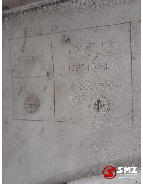 DAF Occ koplampkap links DAF - Faro delantero para Camión: foto 3 DAF Occ koplampkap links DAF - Faro delantero para Camión: foto 3