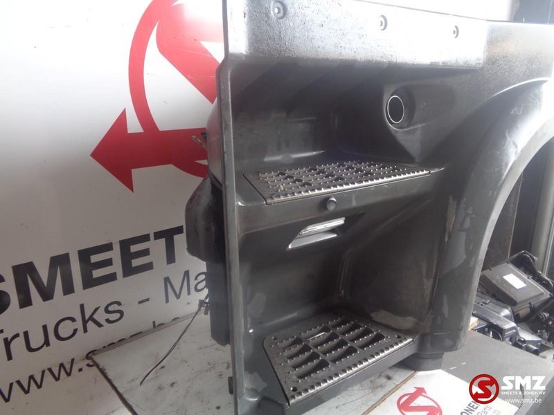 DAF Occ opstapbak links xf105 - Peldaño para Camión: foto 2 DAF Occ opstapbak links xf105 - Peldaño para Camión: foto 2
