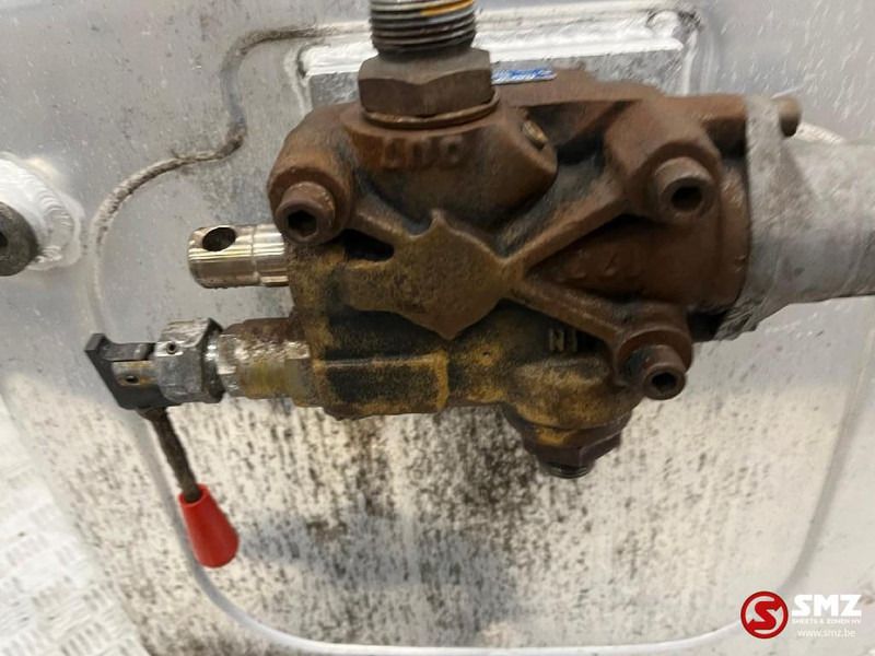 Diversen Occ hydraulische tank 200L + bedieningsventiel + s - Depósito hidráulico para Camión: foto 5 Diversen Occ hydraulische tank 200L + bedieningsventiel + s - Depósito hidráulico para Camión: foto 5