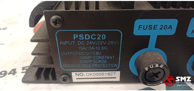 Diversen Occ omvormer 24V-12 PSDC20 Velleman - Sistema eléctrico para Camión: foto 5 Diversen Occ omvormer 24V-12 PSDC20 Velleman - Sistema eléctrico para Camión: foto 5