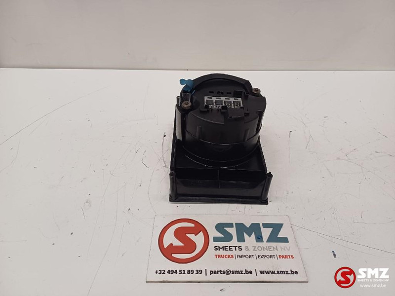 Diversen Occ tachograaf Veedor Root 8400 - Sistema eléctrico para Camión: foto 3 Diversen Occ tachograaf Veedor Root 8400 - Sistema eléctrico para Camión: foto 3