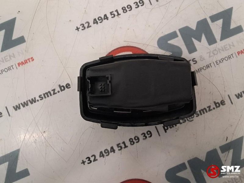 Ford Occ lichtschakelaar Ford - Sistema eléctrico para Camión: foto 3 Ford Occ lichtschakelaar Ford - Sistema eléctrico para Camión: foto 3