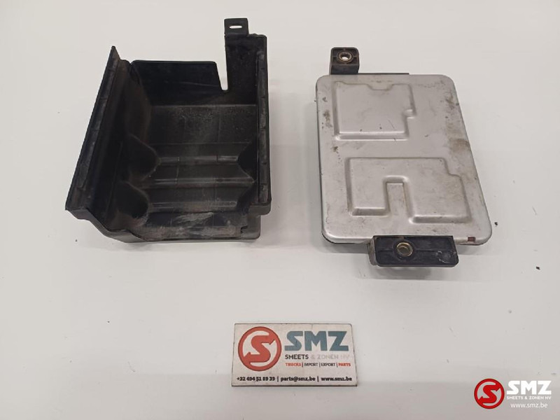 Iveco Occ ECU Front frame computer regeleenheid Iveco - Unidad de control para Camión: foto 2 Iveco Occ ECU Front frame computer regeleenheid Iveco - Unidad de control para Camión: foto 2